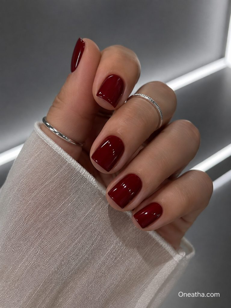 Red glossy Christmas nails by Oneatha